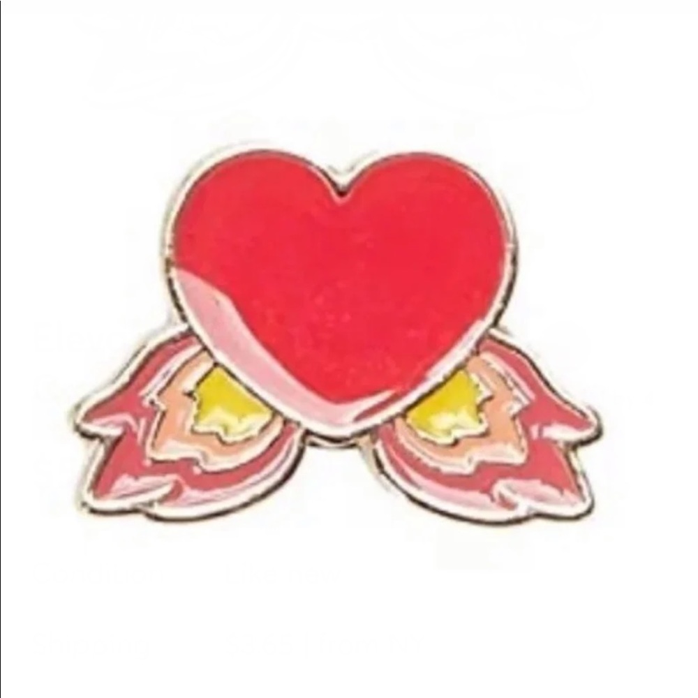 Metal heart with wings Crocs Jibbitz